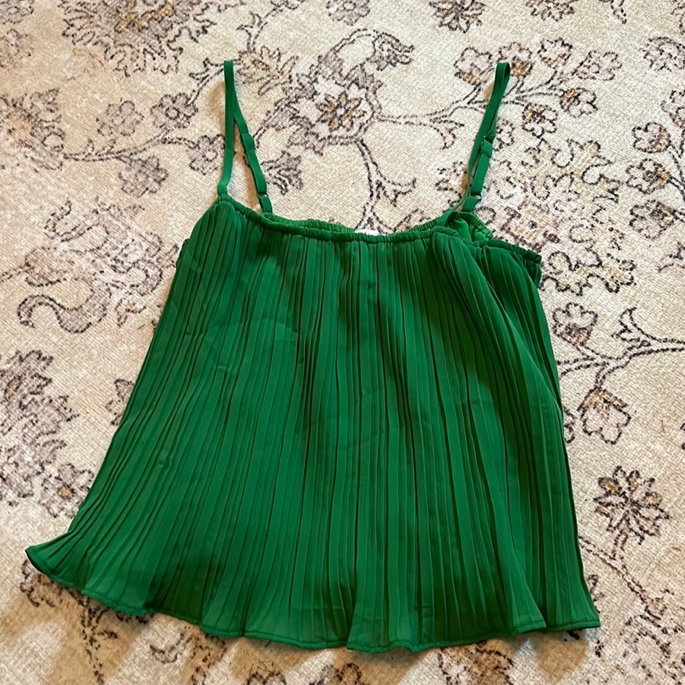 Vestique Green Pleated Tank